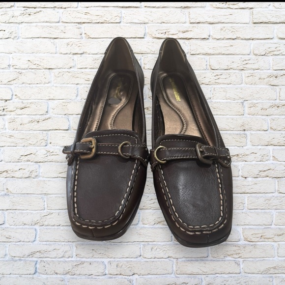 Naturalizer Brown Leather Slip-on Loafer Size 8 - Picture 2 of 6